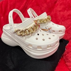 Platform Crocs Chain